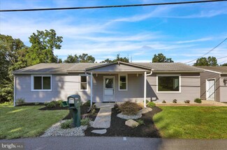 1082 Park Rd, Leesport, PA 19533