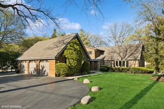 2145 S Meacham Rd, Palatine, IL 60067