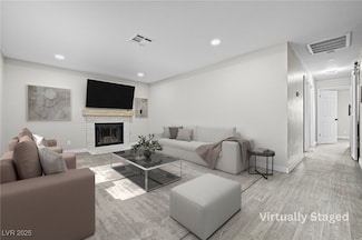 5191 Caliente St Unit 84, Las Vegas, NV 89119