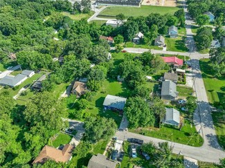 232 Caulfield Ave, Camdenton, MO 65020