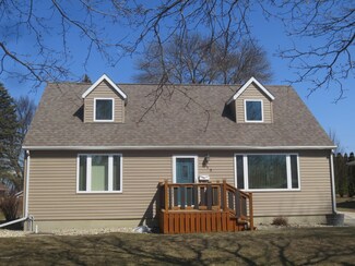 913 6th Ave SW, Pipestone, MN 56164