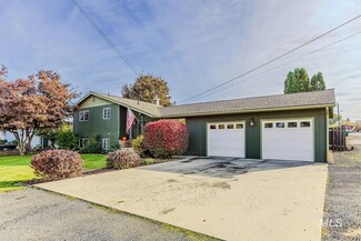 1704 Burrell Ave, Lewiston, ID 83501