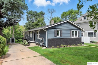 1132 S 33rd St Unit 3, Omaha, NE 68105