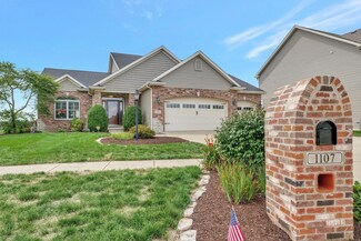 1107 Declaration Dr, Savoy, IL 61874