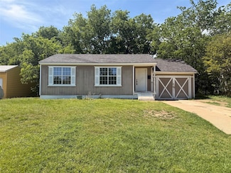 4920 Lyndon Dr, Fort Worth, TX 76116