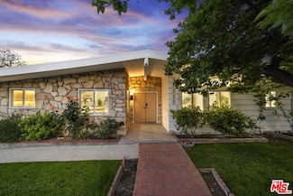 23020 Lita Place, Woodland Hills, CA 91364