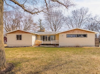 507 W 6th St, Sumner, IA 50674