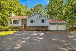 2145 Sassafras Ln, Kunkletown, PA 18058