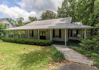 22420 Sea Cliff Dr, Fairhope, AL 36532