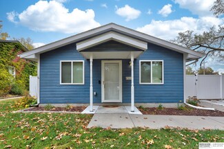 2531 Van Buren St, Bellevue, NE 68005