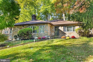 8312 Jenkintown Rd, Elkins Park, PA 19027