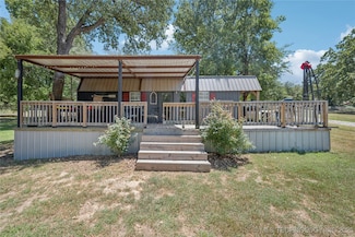 108285 Catfish Ln, Checotah, OK 74426