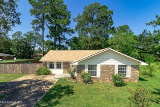 801 Hemlock Rd, Gulfport, MS 39503