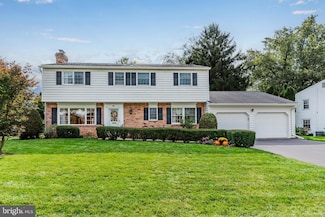 422 Deerfield Rd, Camp Hill, PA 17011