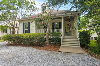 906 W 9th Ave, Covington, LA 70433