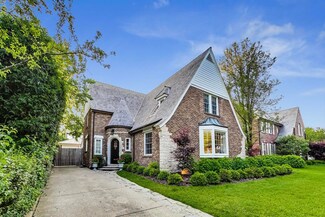410 Brier St, Kenilworth, IL 60043