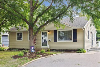 1008 Sumter Ave N, Golden Valley, MN 55427