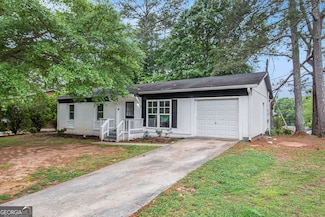 5 Westgate Park Ln, Newnan, GA 30263