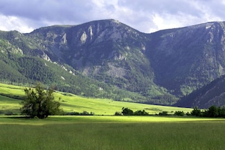 57 Canyon Ranch Rd, Big Horn, WY 82833