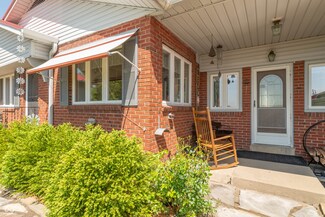 295 E Maple Turn Rd, Martinsville, IN 46151