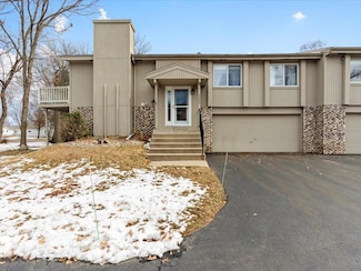 2208 Spruce Dr, Brainerd, MN 56401