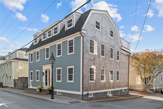 209 Spring St, Newport, RI 02840