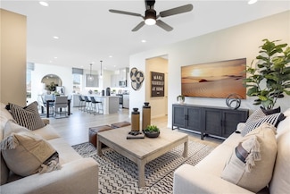 1035 Potomac Ln, Vista, CA 92081