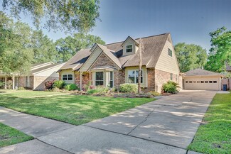 4322 Long Grove Dr, Seabrook, TX 77586