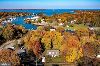 1490 Snug Harbor Rd, Shady Side, MD 20764