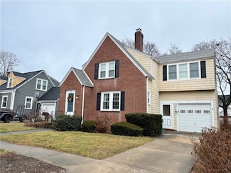 73 Longwood Ave, Warwick, RI 02888