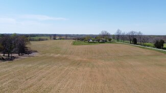 4000 Akersville Rd, Lafayette, TN 37083