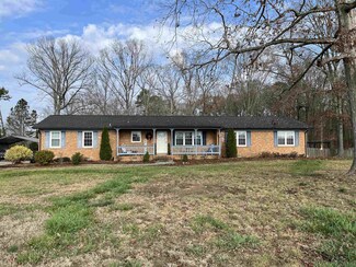 4556 Bonlee Bennett Rd, Bear Creek, NC 27207