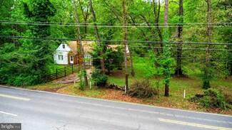 10979 Stuart Mill Rd, Oakton, VA 22124