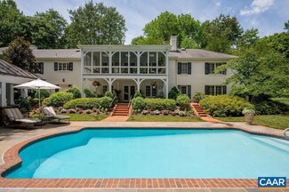 2715 Farmington Heights, Charlottesville, VA 22901