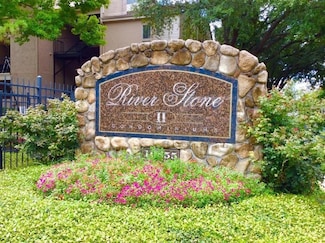 10855 Meadowglen Ln Unit 928, Houston, TX 77042
