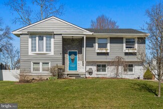 906 Deland Ave, Cherry Hill, NJ 08034