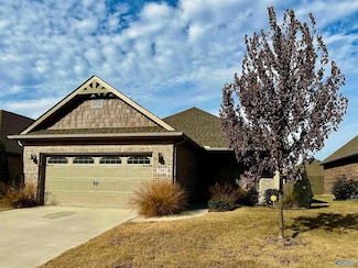 29803 Copperpenny Dr NW, Harvest, AL 35749