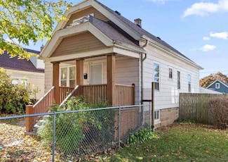 4715 N 39th St, Milwaukee, WI 53209