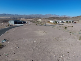 2825 Kolob Canyon Dr, Bullhead, AZ 86429