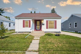 1226 Goodrich St, Lansing, MI 48910
