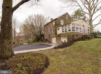 495 Byberry Rd, Huntingdon Valley, PA 19006