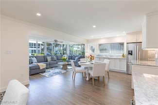 2100 Gulf Shore Blvd N Unit 118, Naples, FL 34102