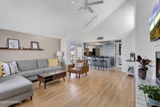 1200 E River Rd Unit J130, Tucson, AZ 85718
