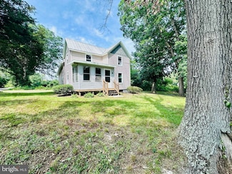 70 Steinfeld Ave, Elmer, NJ 08318