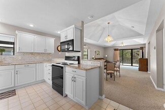 78 Cozy Cove Rd Unit 48, Branson, MO 65616