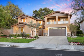 2224 Saratoga Ln, Glendora, CA 91741