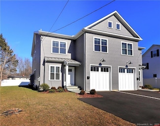 310 Colony St, Fairfield, CT 06824