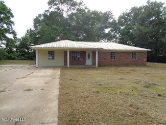 6301 Pioneer Trail, Moss Point, MS 39562