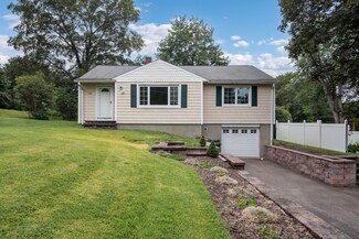128 Middlebury Rd, Watertown, CT 06795