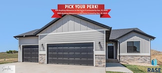 6513 S Barclay Trail, Sioux Falls, SD 57106